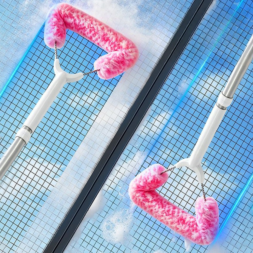 Double-sided screen brush cleaning both sides of a window screen